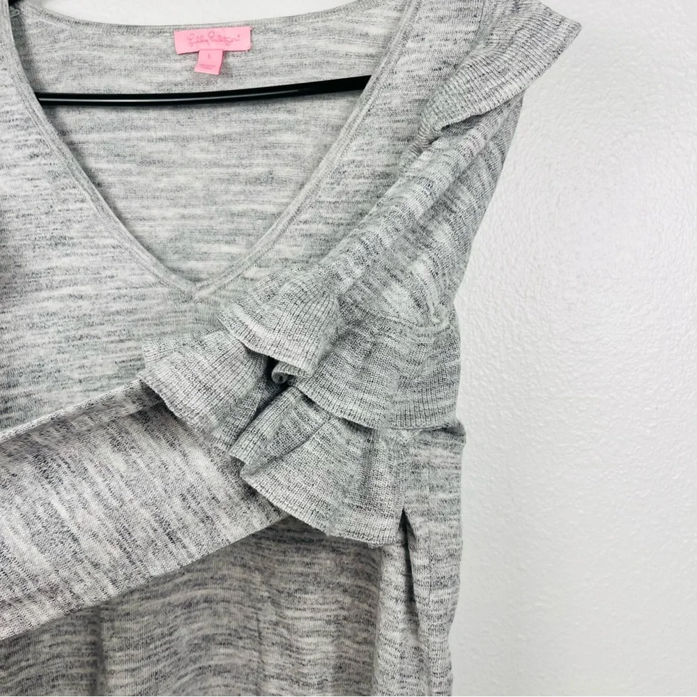 Lilly Pulitzer Large Fresca Ruffled Heather Gray Wool V-Neck Pullover Sweater
